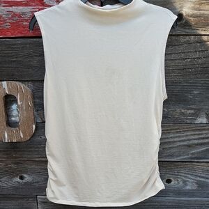 Nicole Miller New York Sleeveless blouse Size XL